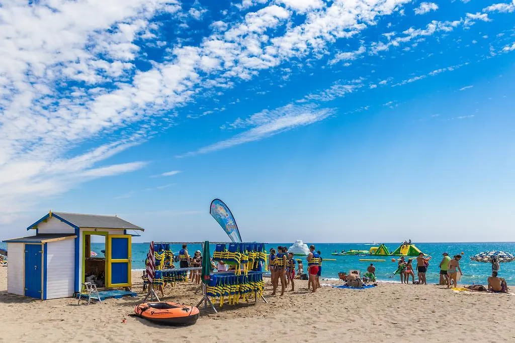Arenda Pino Alto Holiday Home Cristal 8 Miami Playa Spain